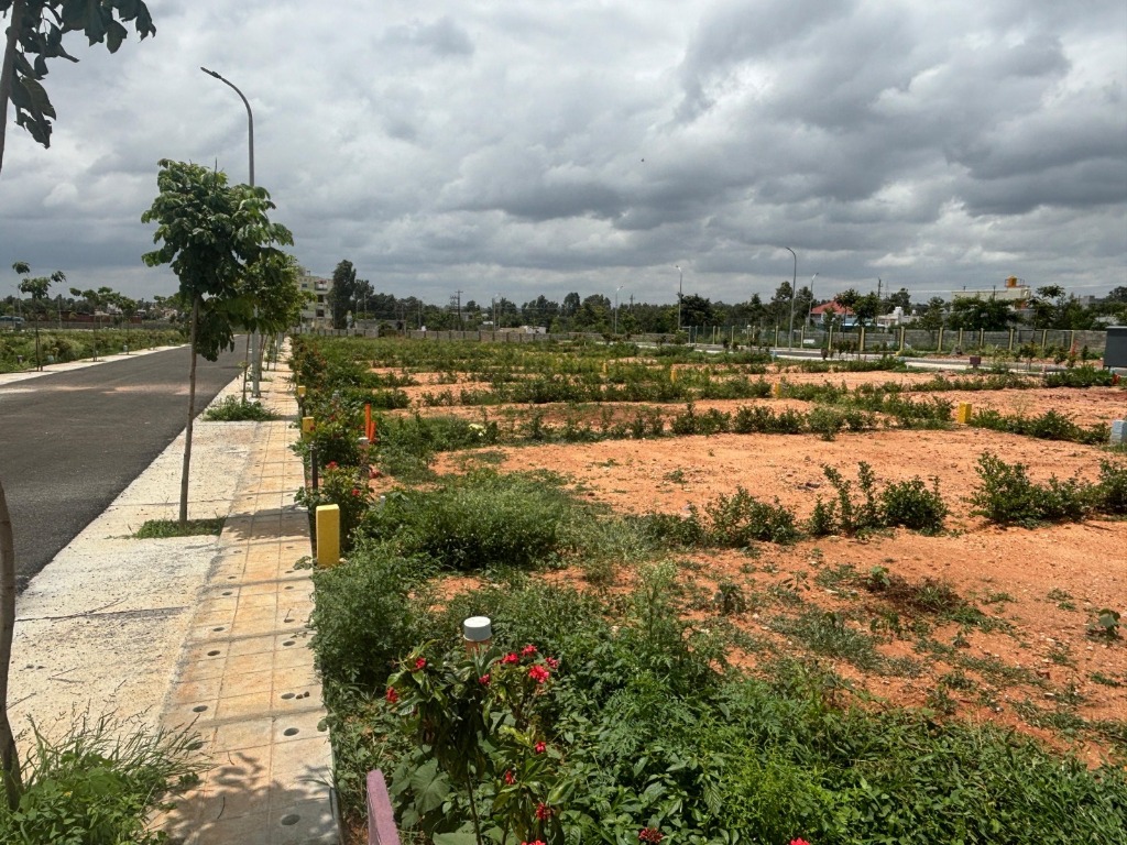 Earthis Akash Developed Residential Plots